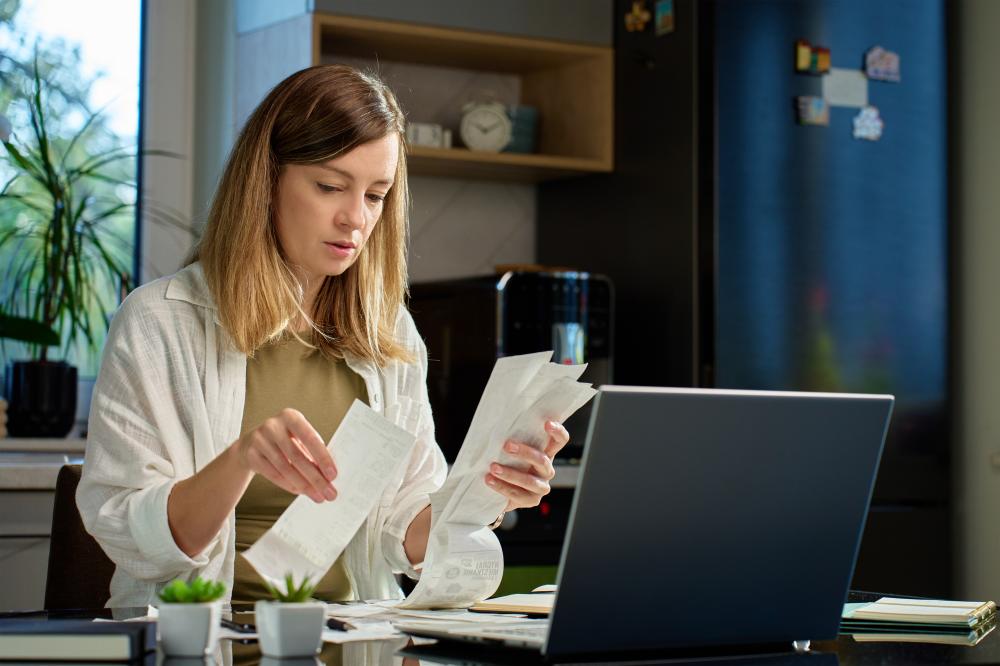 Reducing Fees without Sacrificing Quality