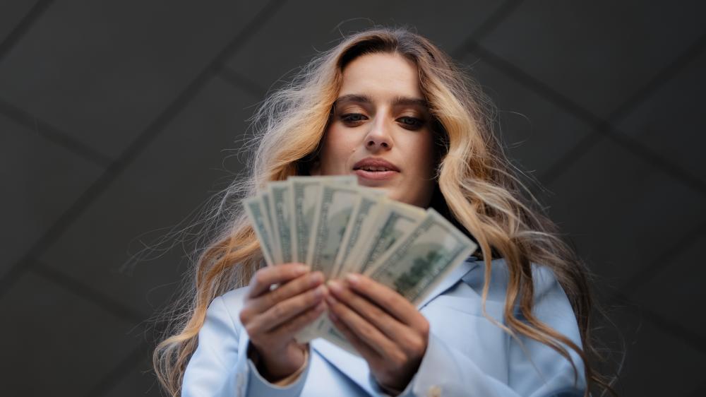 Understanding Why Sell $10