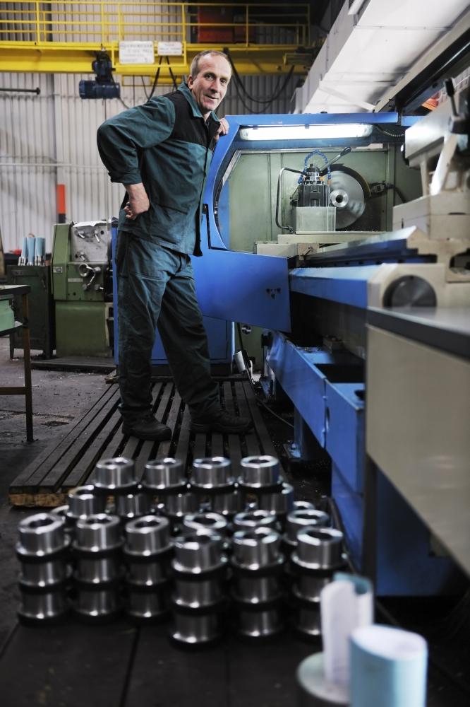 Benefits of Contract Manufacturing Services