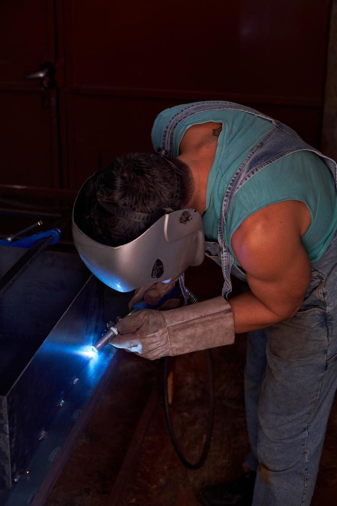 The Role of Technology in Modern Fabrication