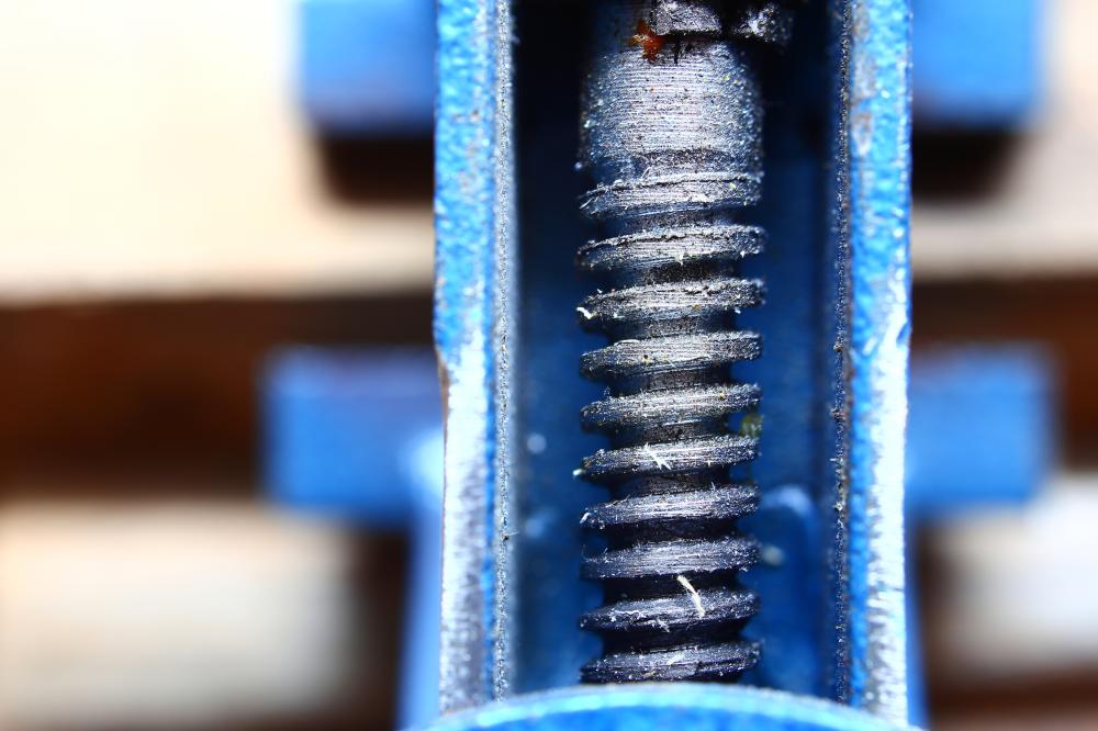 Common Symptoms of a Broken Garage Door Spring