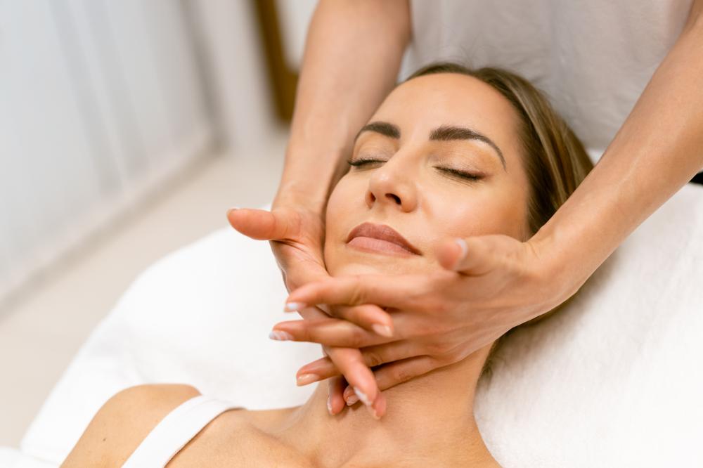 Expert Massage Therapist Applying Techniques