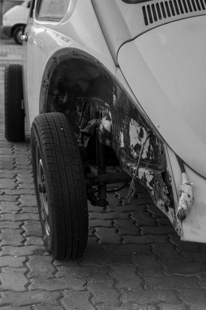 Why Choose a Local Auto Body Shop?