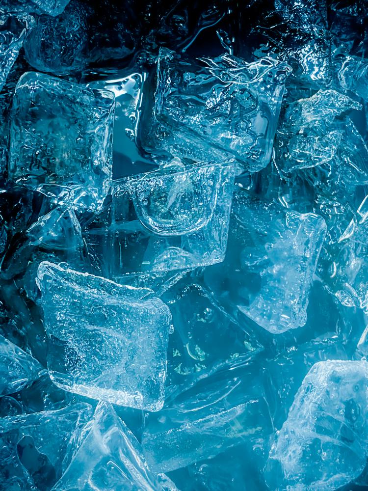 What Qualifies as a Refrigerator Repair Issue?