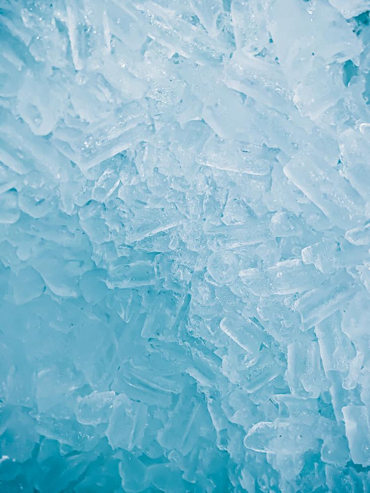 What Should You Expect from an Ice Maker Distributor?