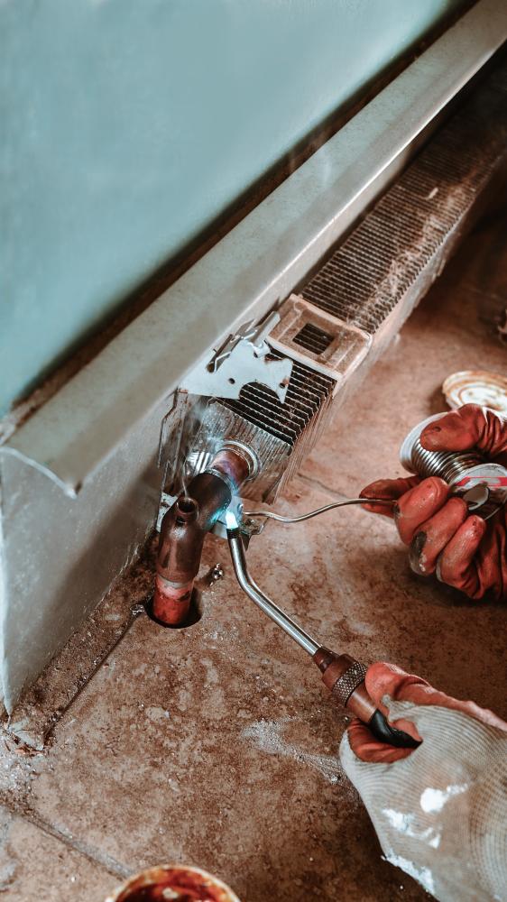 Choosing the Right Heating and Cooling Contractors Santa Monica