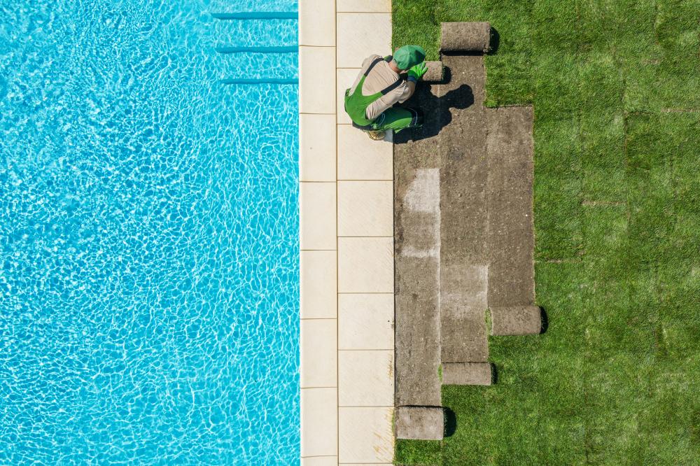 Modern Pool Materials