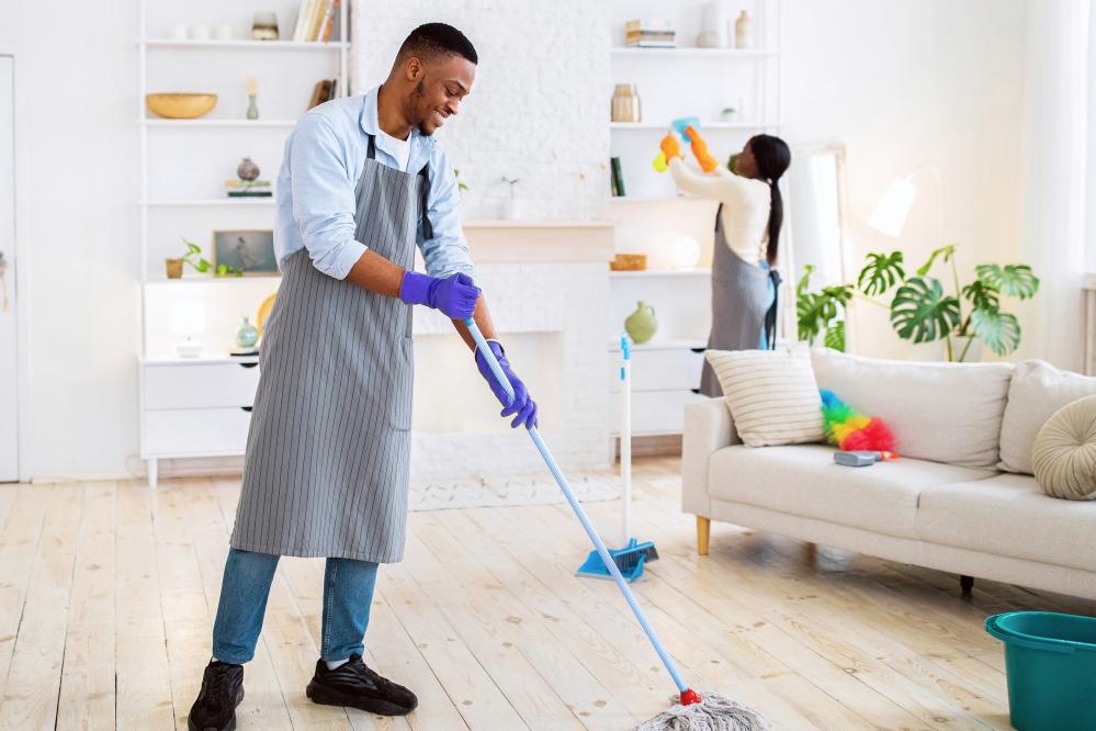 Ahlers Building Maintenance: Experience and Satisfaction