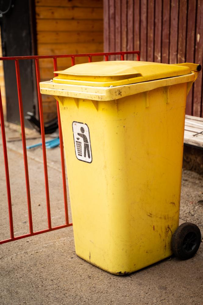 Choosing the Right Large Roll off Dumpster Mesa