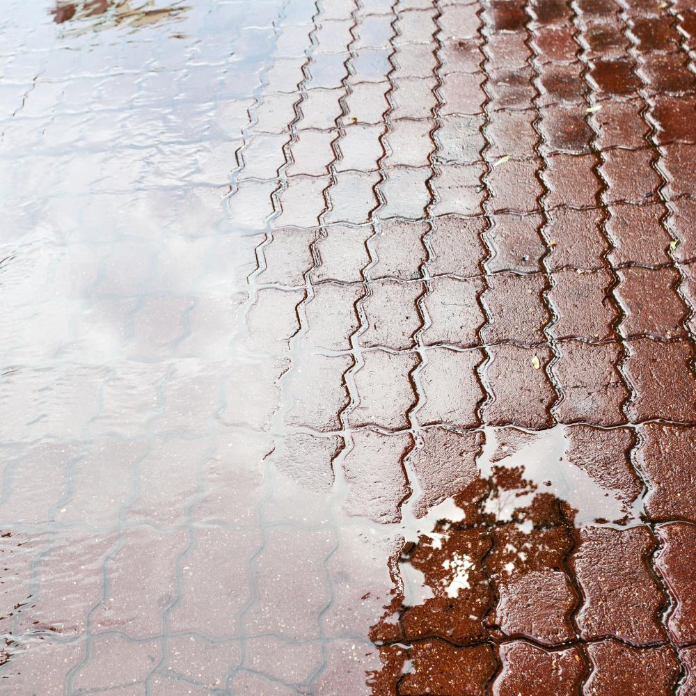 What Qualifies as a Sealcoating Cedar Park TX Emergency?