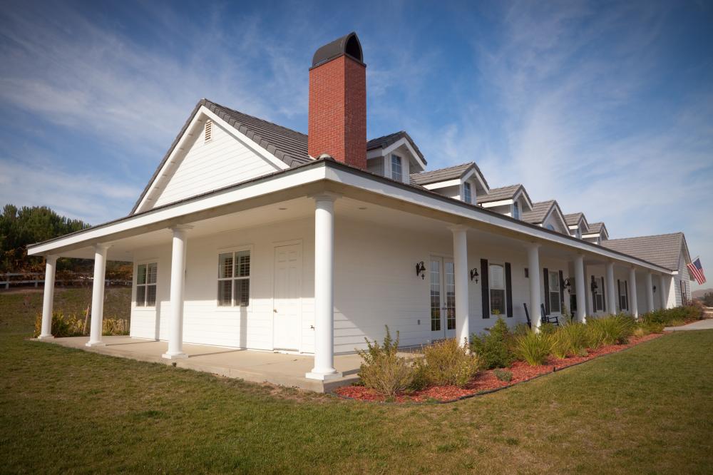 Building Custom Modern Farmhouses in Charlotte