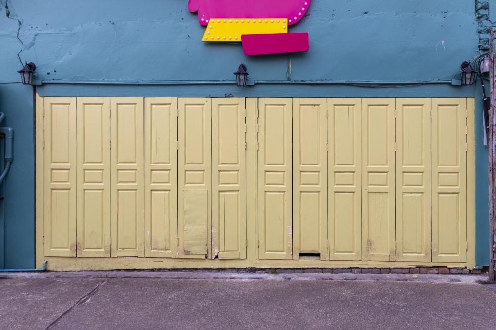 Exploring Design Options for Modern Garage Doors