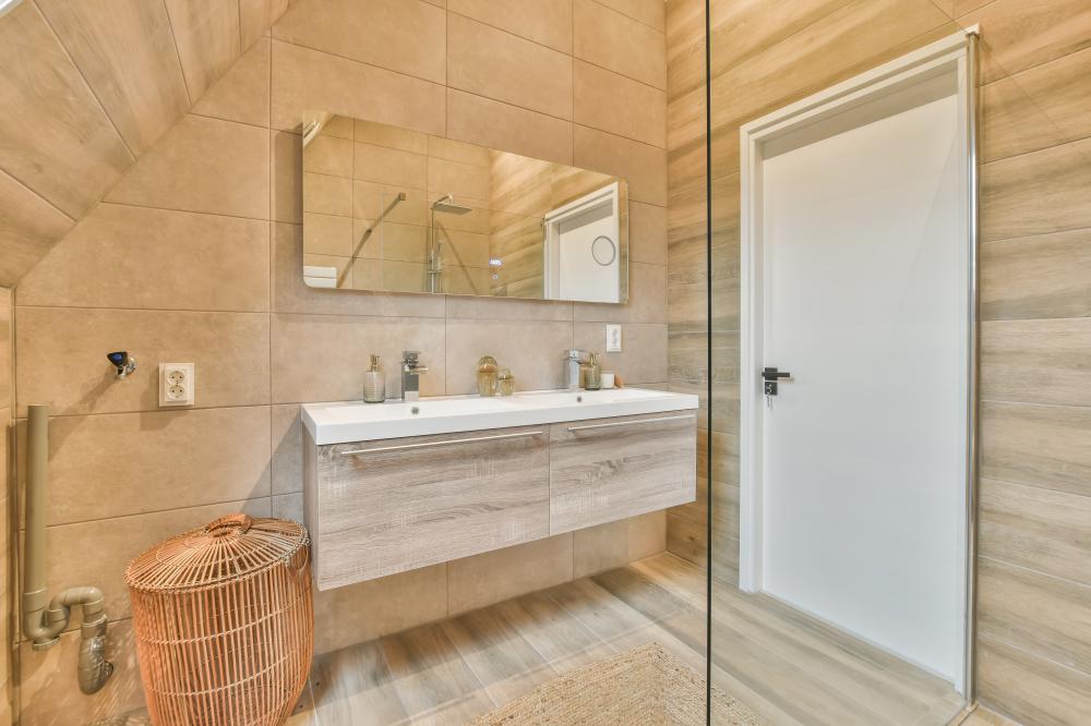 Integrating Functional Elegance in Bathroom Remodels