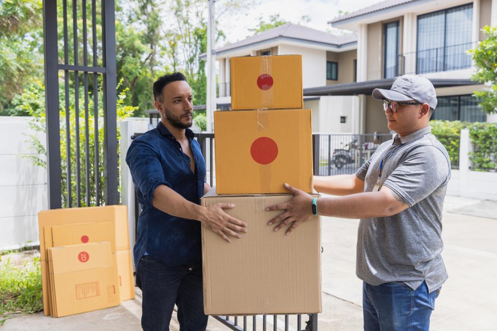 Why Hire Professional Movers Cleveland Ohio?