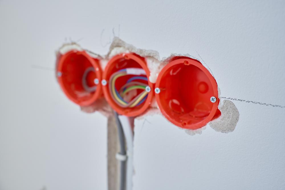 What Qualifies as Electrical Repairs Clearwater FL Emergency?