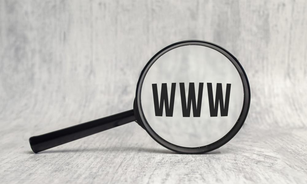 Choosing the Right Domain Name: Key Considerations