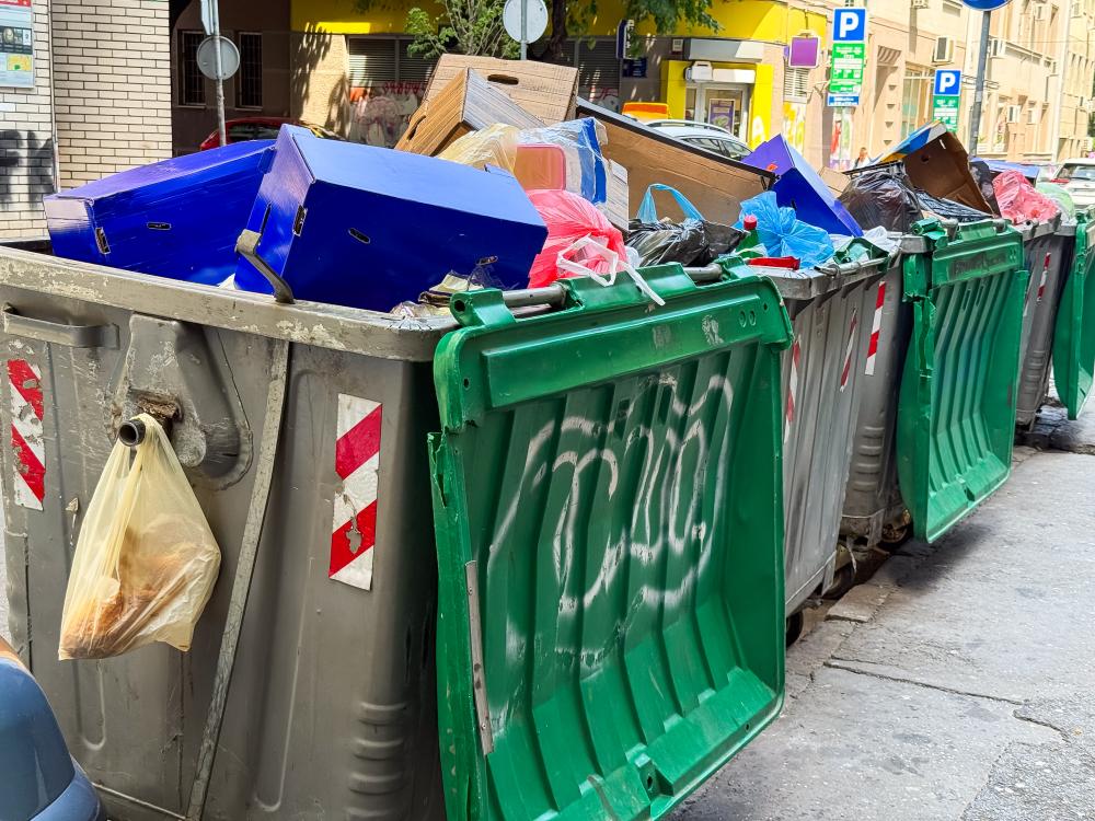 Crafting Local Content for Junk Removal Success