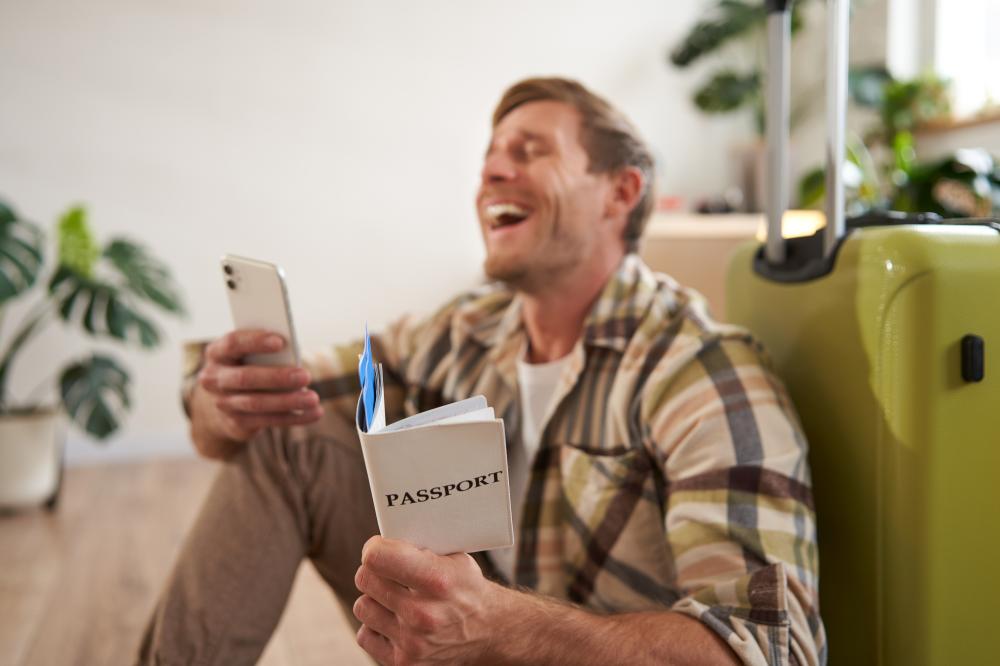 Who Qualifies for Same Day Passport Phoenix Services?