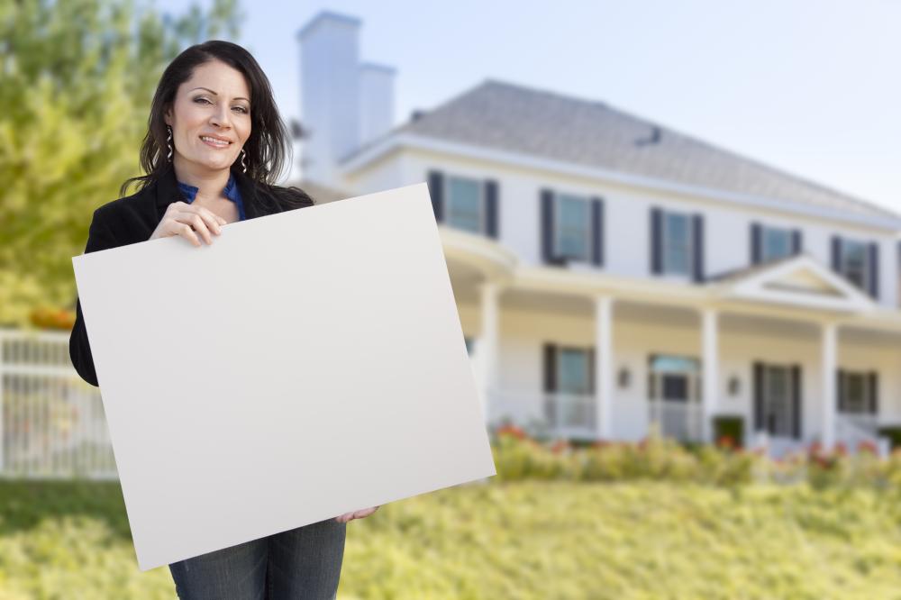 Why Choose a Relocation Real Estate Broker in Montreal?
