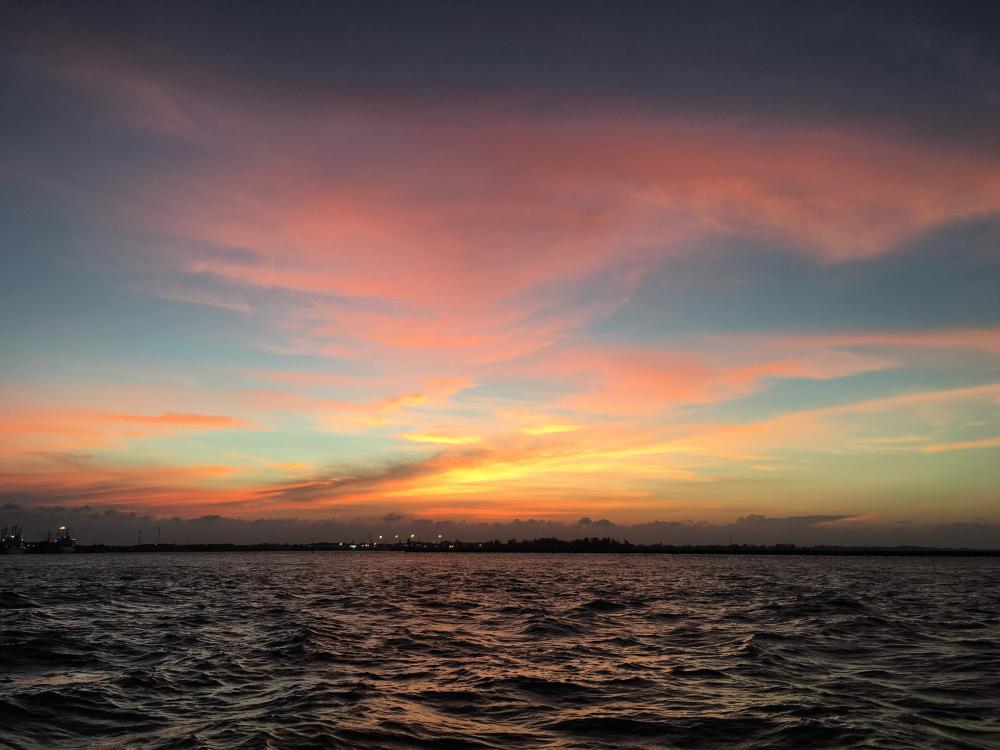 Our Tailored Sunset Cruise Experiences