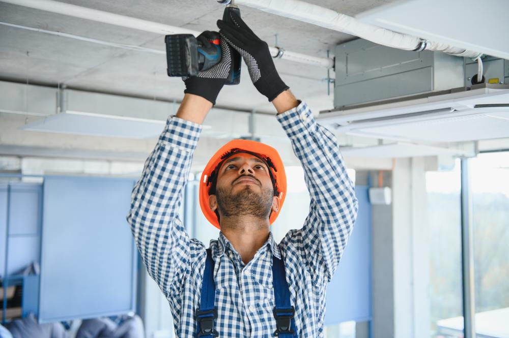 What Should You Look for in a Commercial Electrician Cambridge MA?