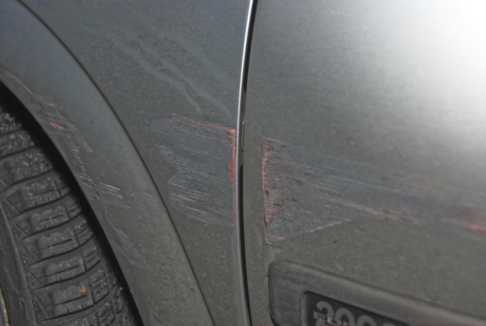 How is Scratch Repair Done?