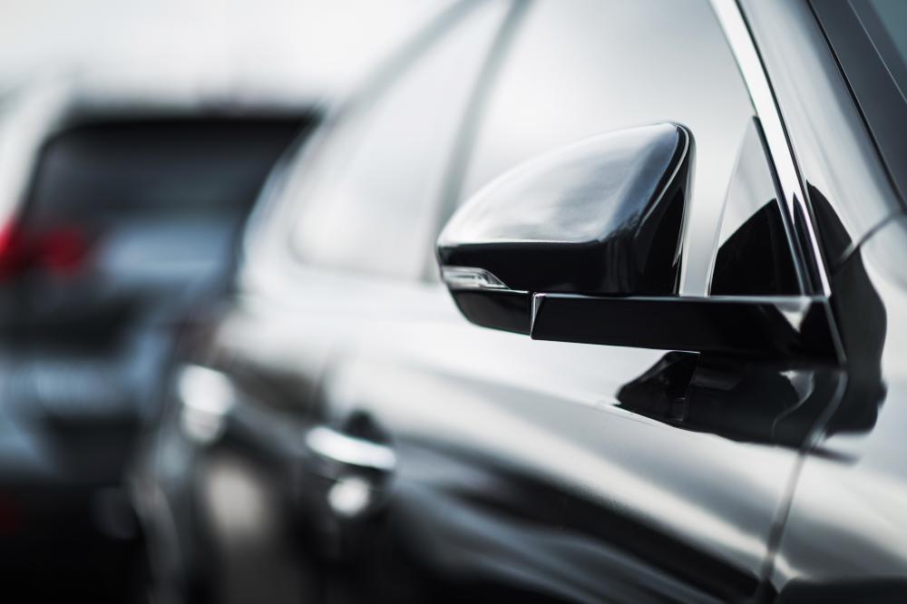 Why Choose Velvac Mirrors?