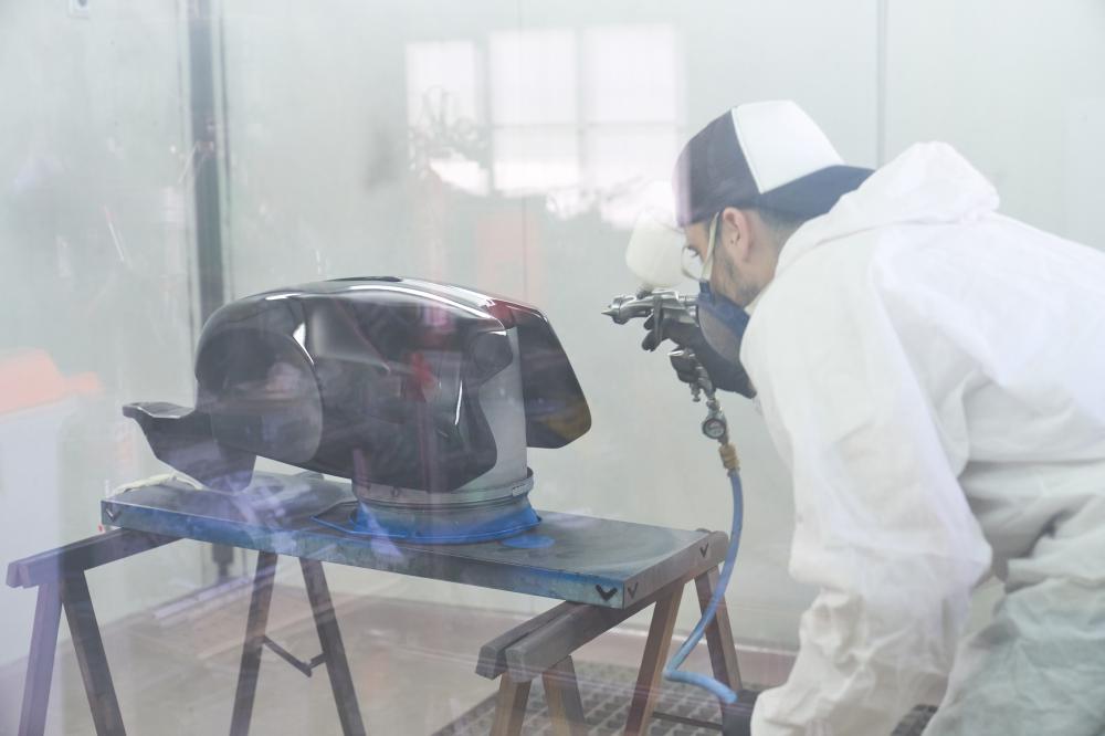 What Makes a Top Car Body Shop Beverly Hills?