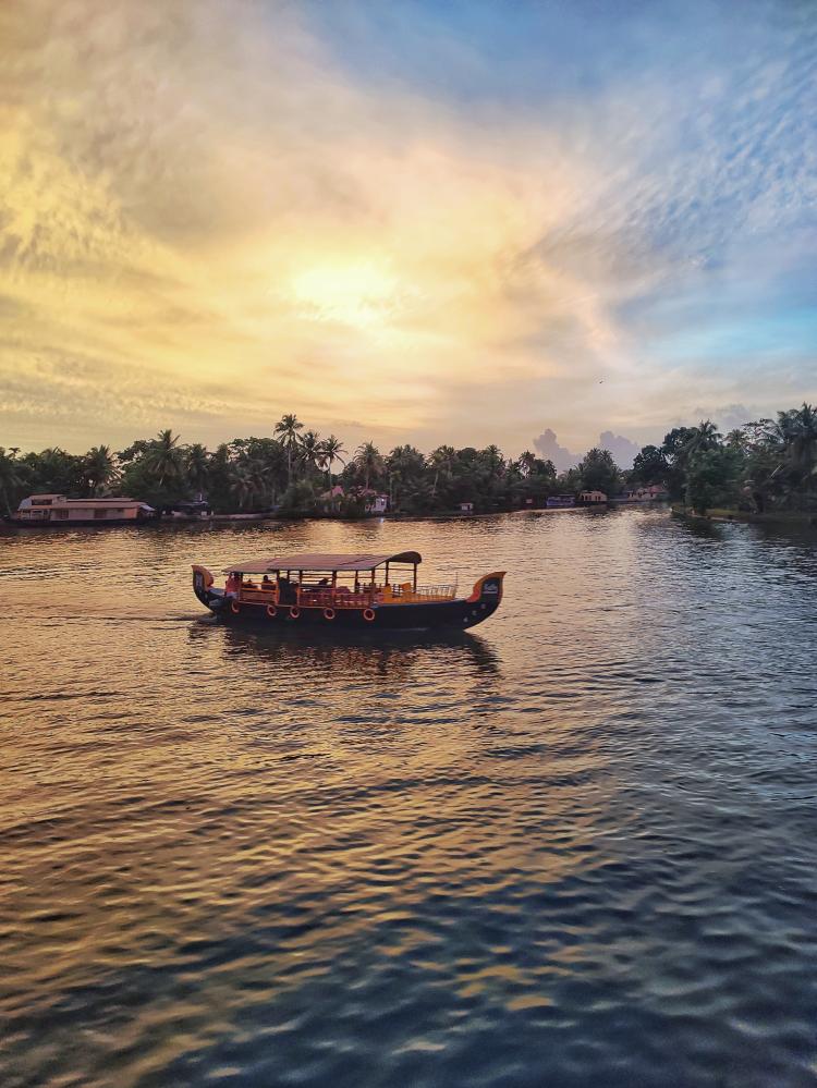 What Qualifies as the Best Travel Agency in Kerala?