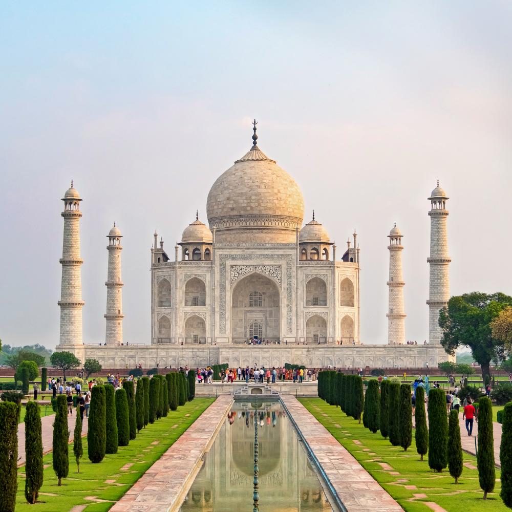 What Makes Taj Mahal Tour Packages Special?